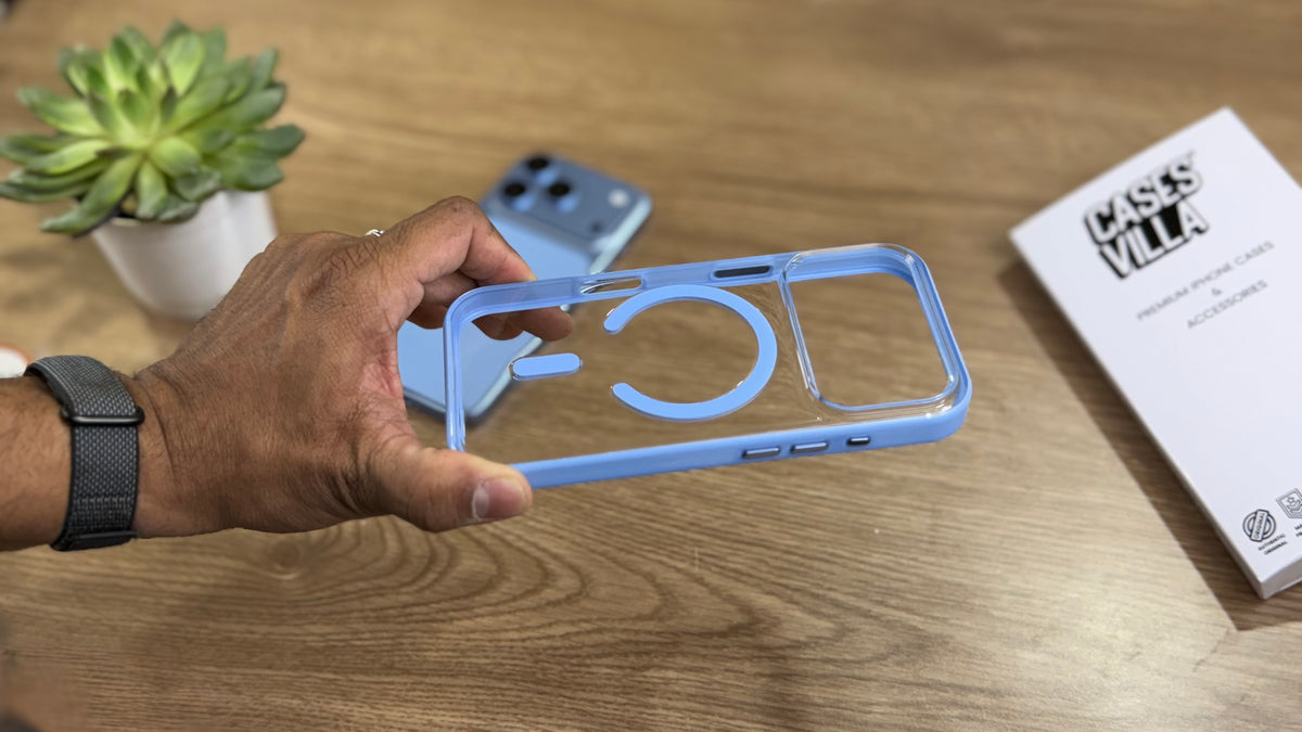 Transparent Case with Coloured Border with MagSafe for iPhone : Glacier