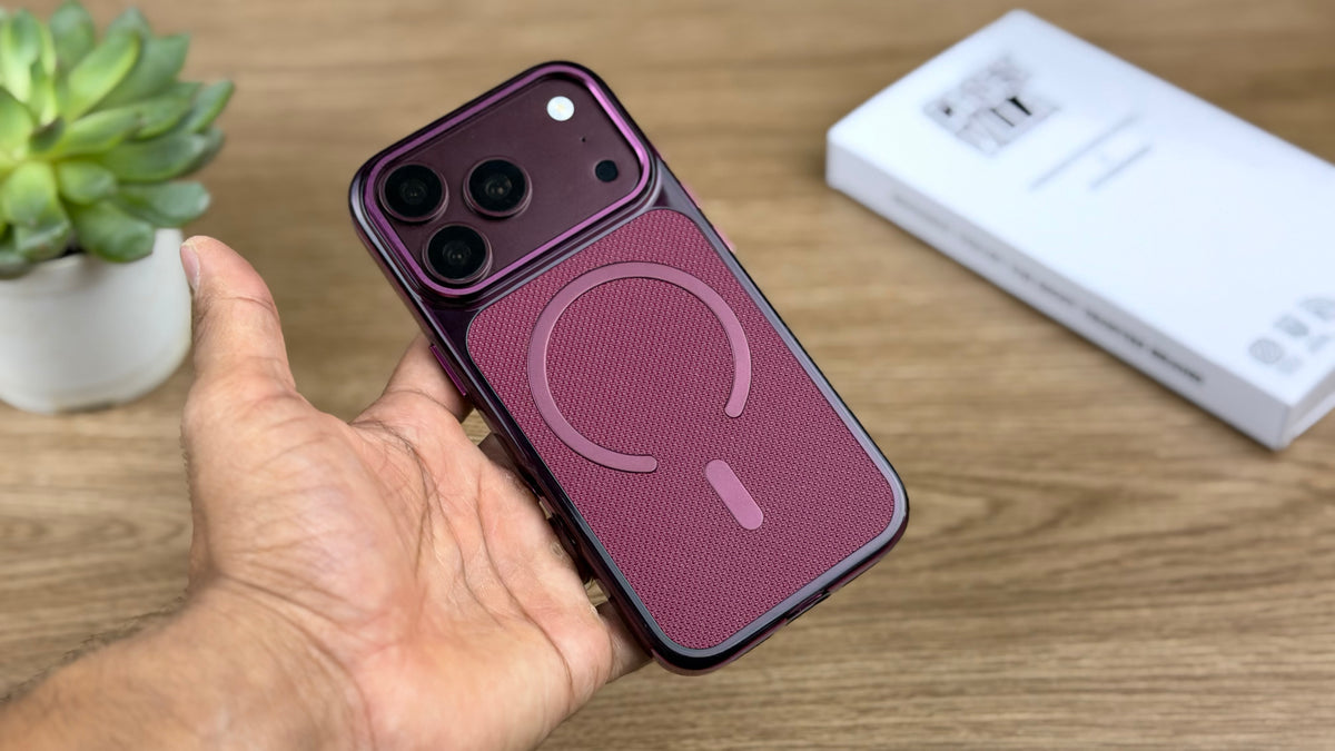 Textured MagSafe Anti-Yellow Case for iPhone: Burgundy