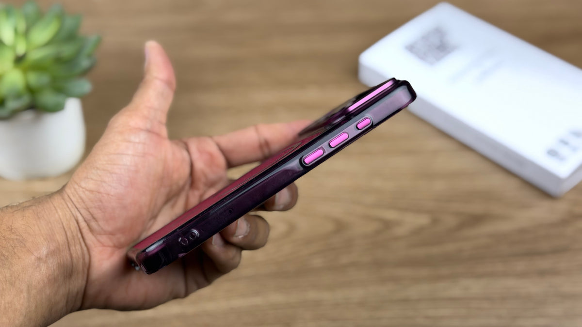 Textured MagSafe Anti-Yellow Case for iPhone: Burgundy
