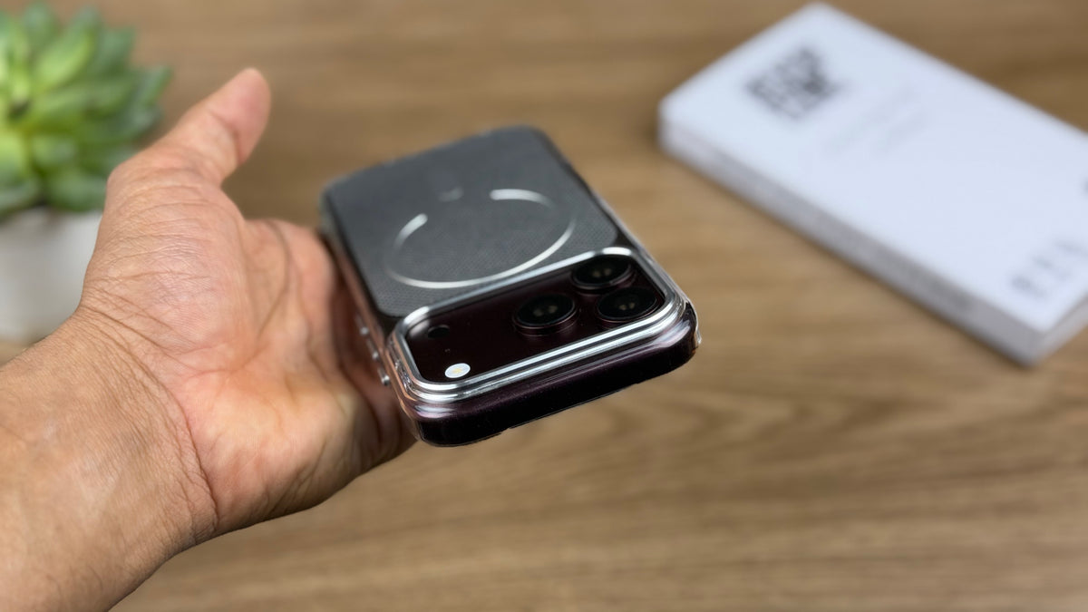 Textured MagSafe Anti-Yellow Case for iPhone: Silver