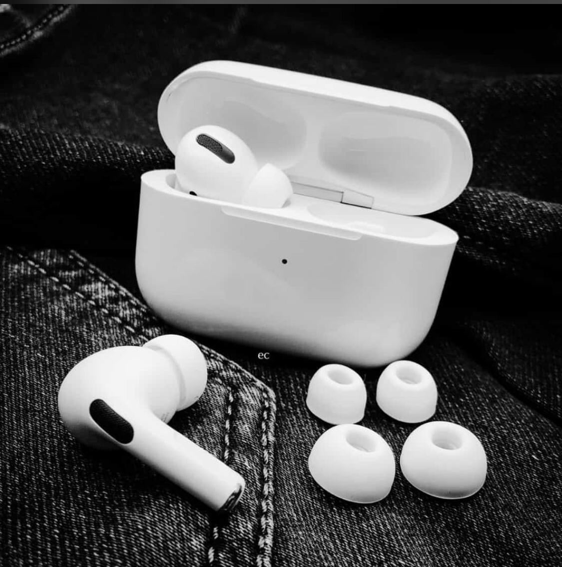 AirPods