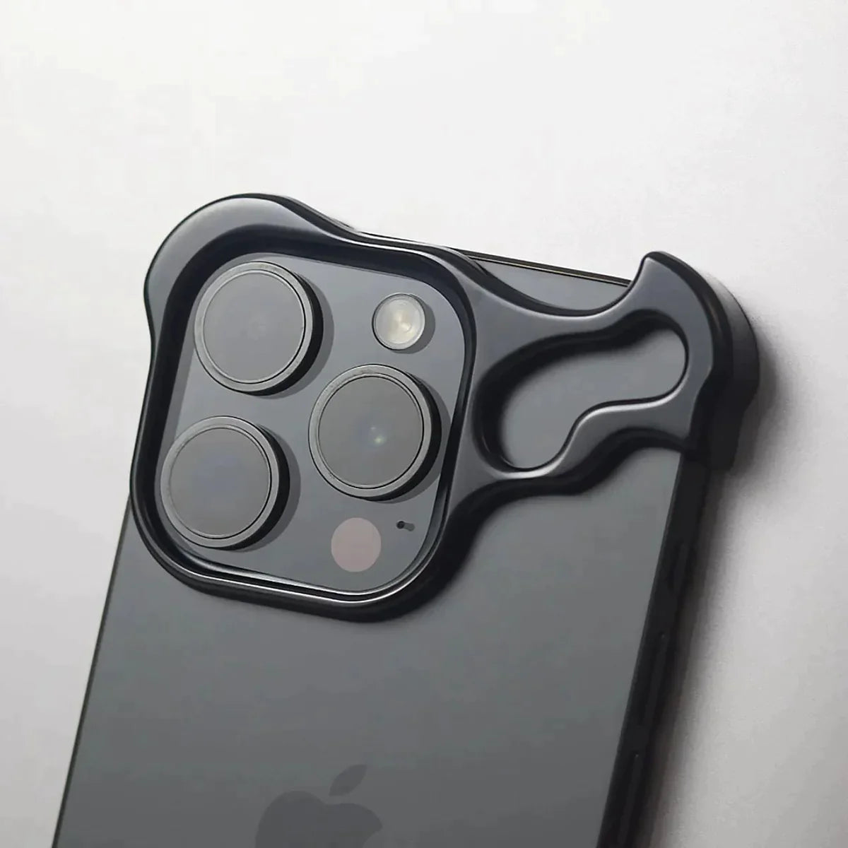 iPhone 15 Bumper Case: Minimalist Titanium Metal Frame with Camera Rings