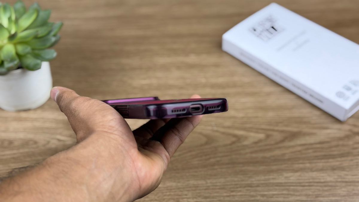 Textured MagSafe Anti-Yellow Case for iPhone: Burgundy
