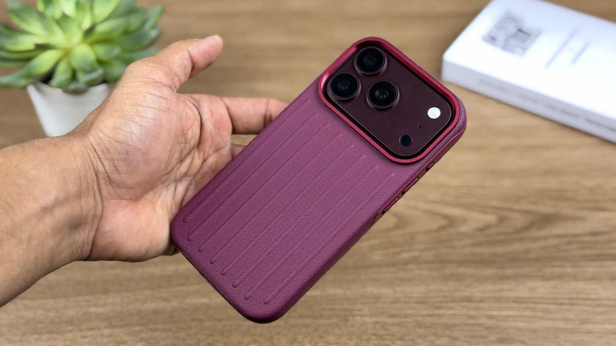 Corrugated PU Leather MagSafe Case for iPhone: Burgundy