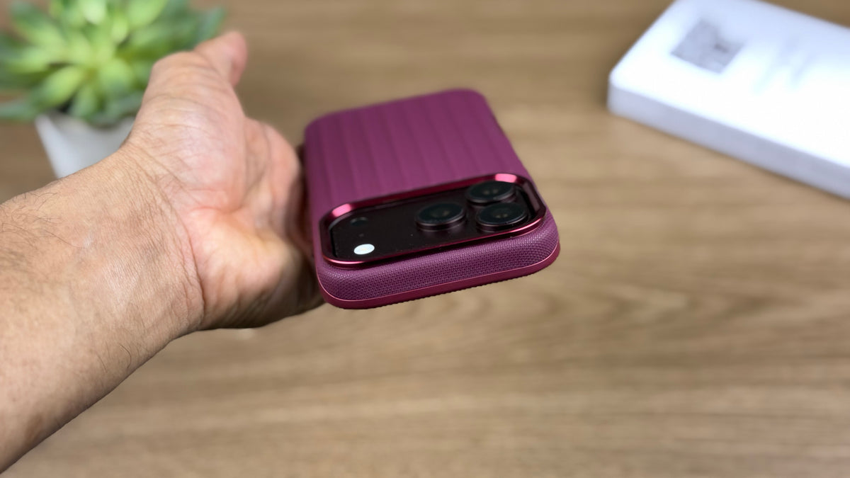 Corrugated PU Leather MagSafe Case for iPhone: Burgundy