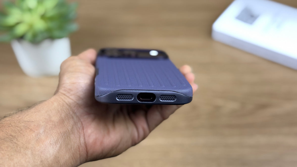 Corrugated PU Leather MagSafe Case for iPhone: Purple