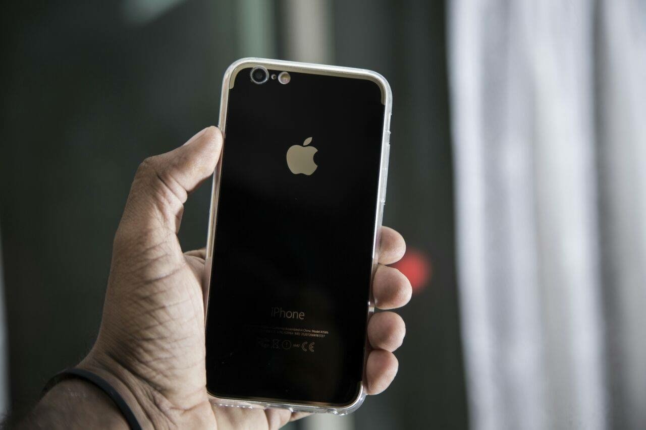 iPhone Black Logo Shine Hard Silicon Case | Cover